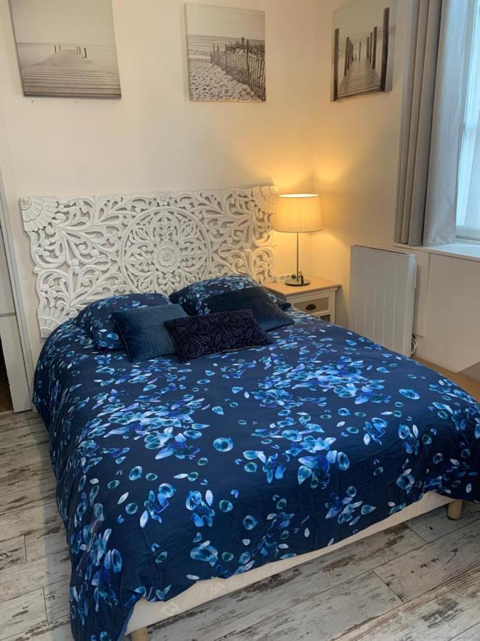 Lyon Home's Bed & Breakfast