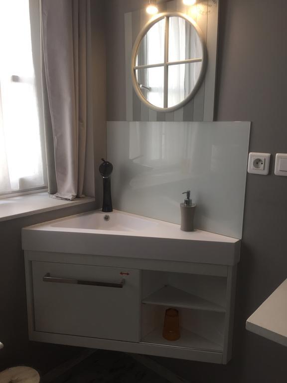 Lyon Home's Bed & Breakfast Villeurbanne